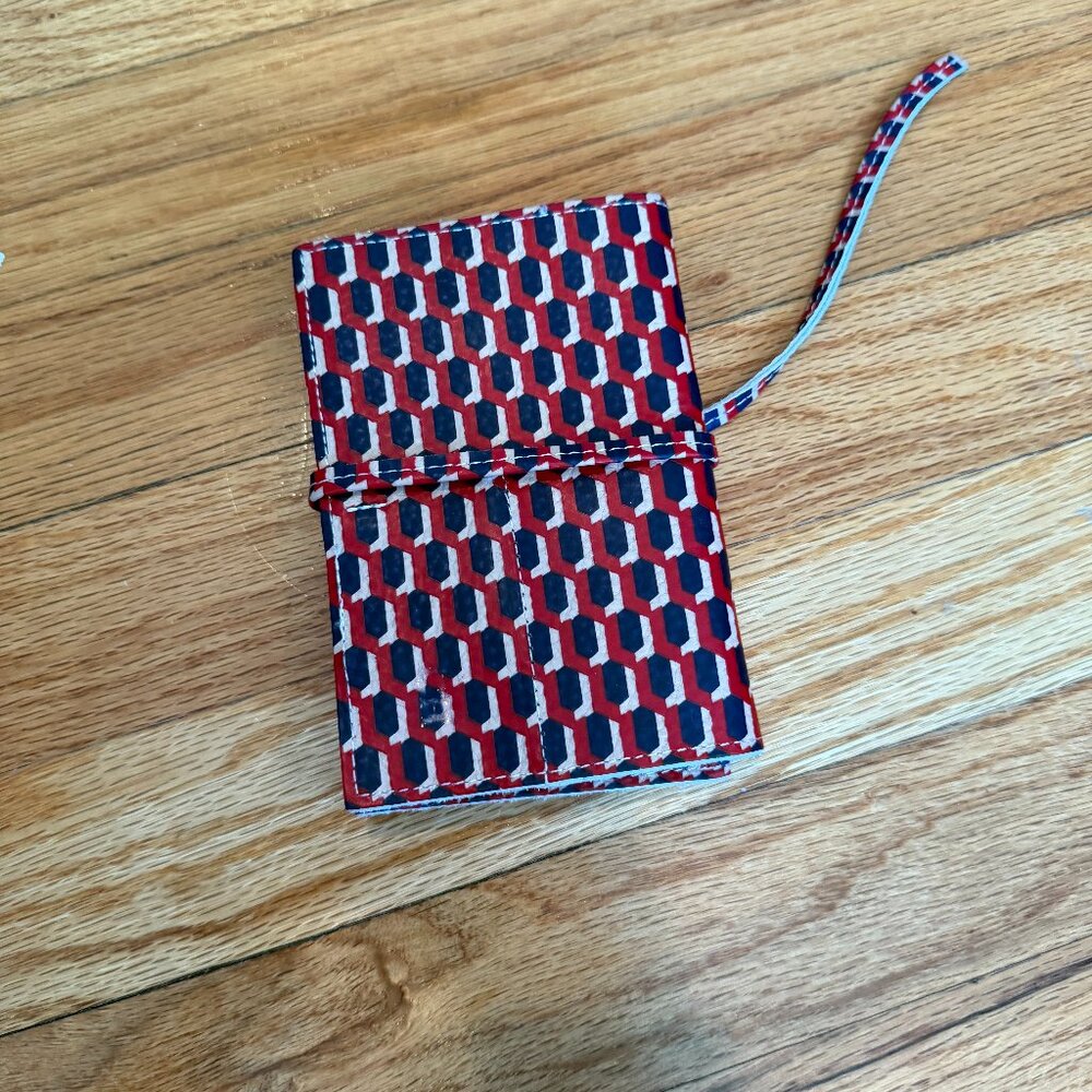 Mark & Graham Patterned Leather Charger Roll Up